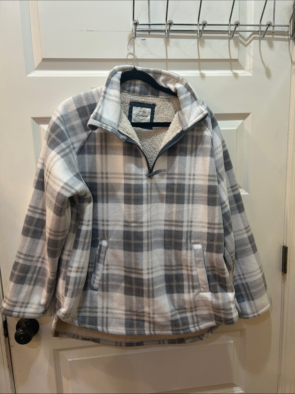 JACHS Girlfriend Gray & White Plaid Sherpa Pullover Jacket